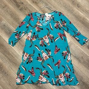 Turquoise skull 3/4 sleeve dress